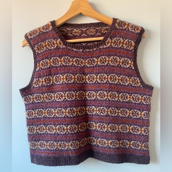 Handknit 100% Shetland Wool Fair Isle Vest - Picture 1 of 3